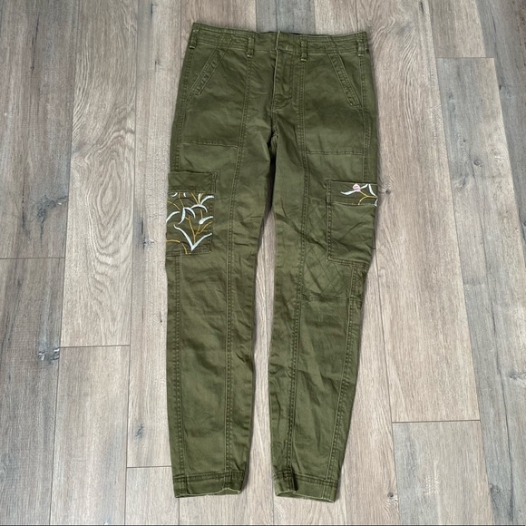 ANTHROPOLOGIE Olive Green Skinny Cargo Pants